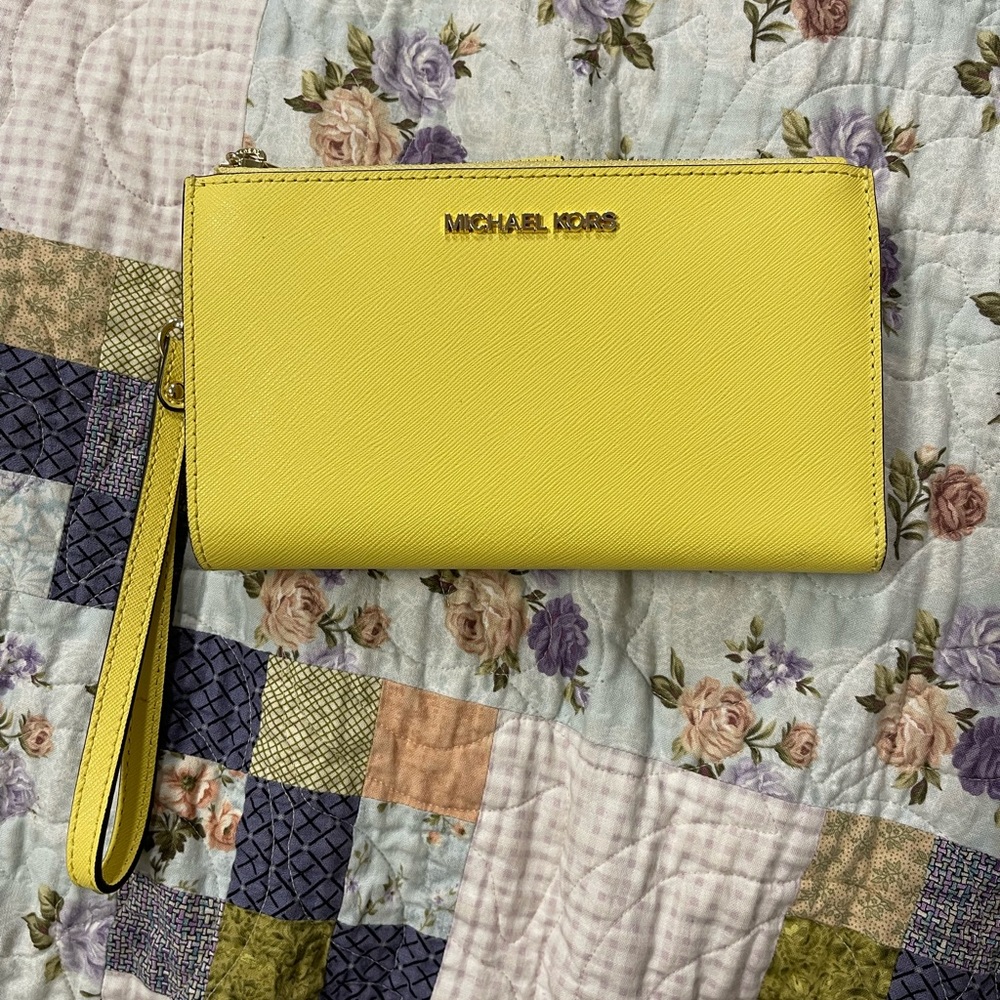 Authentic Michael Kors Yellow Wristlet